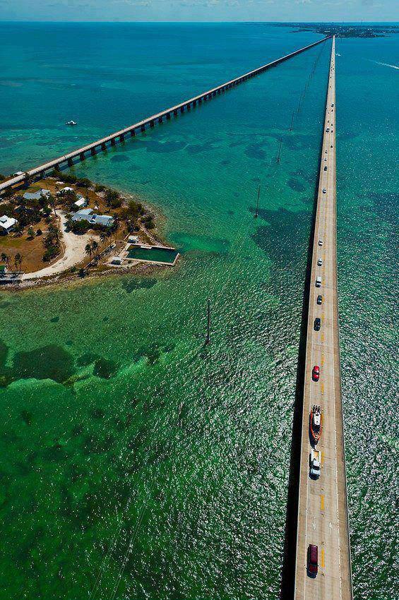 Seven Mile Bridge, Florida Keys, Florida, USA