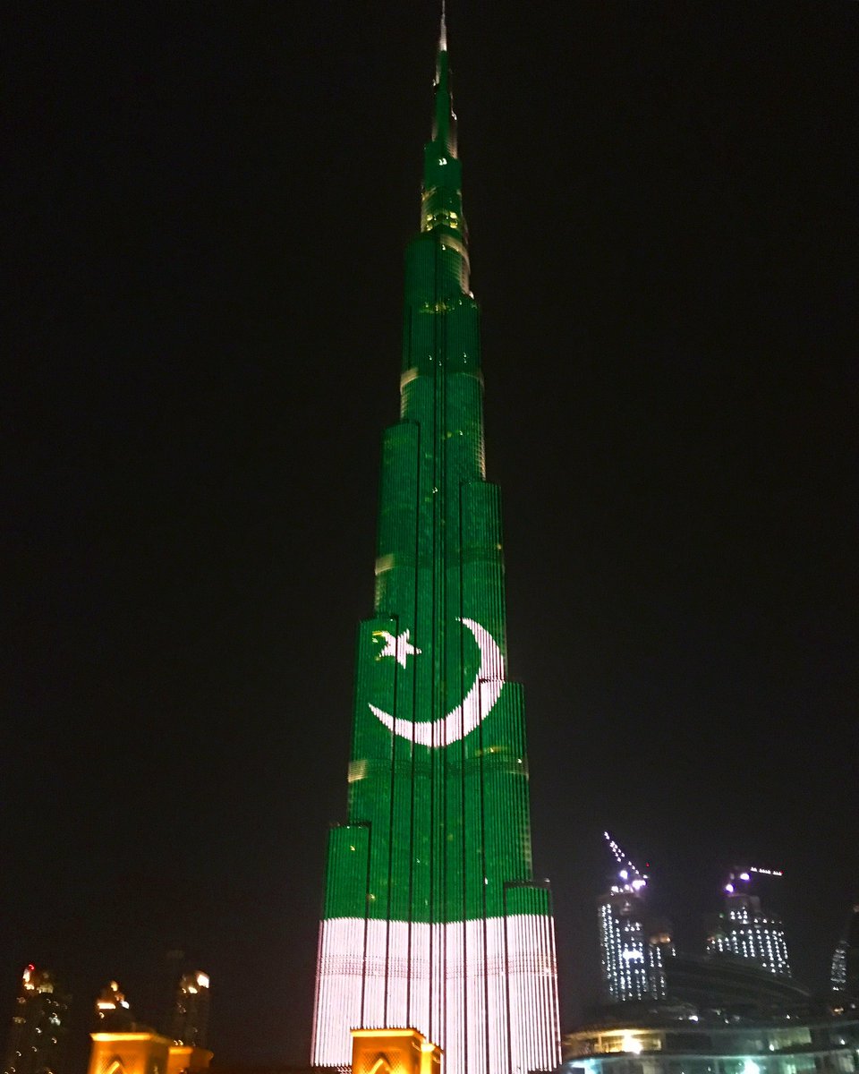 Flag of Pakistan on Burj Khalifa