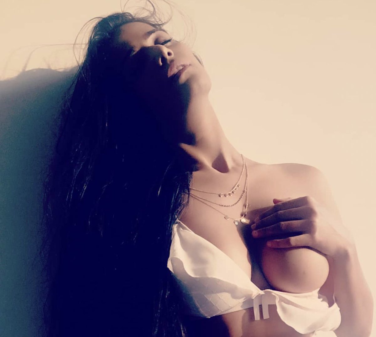 Poonam Pandey BOOB is extra firm and round?