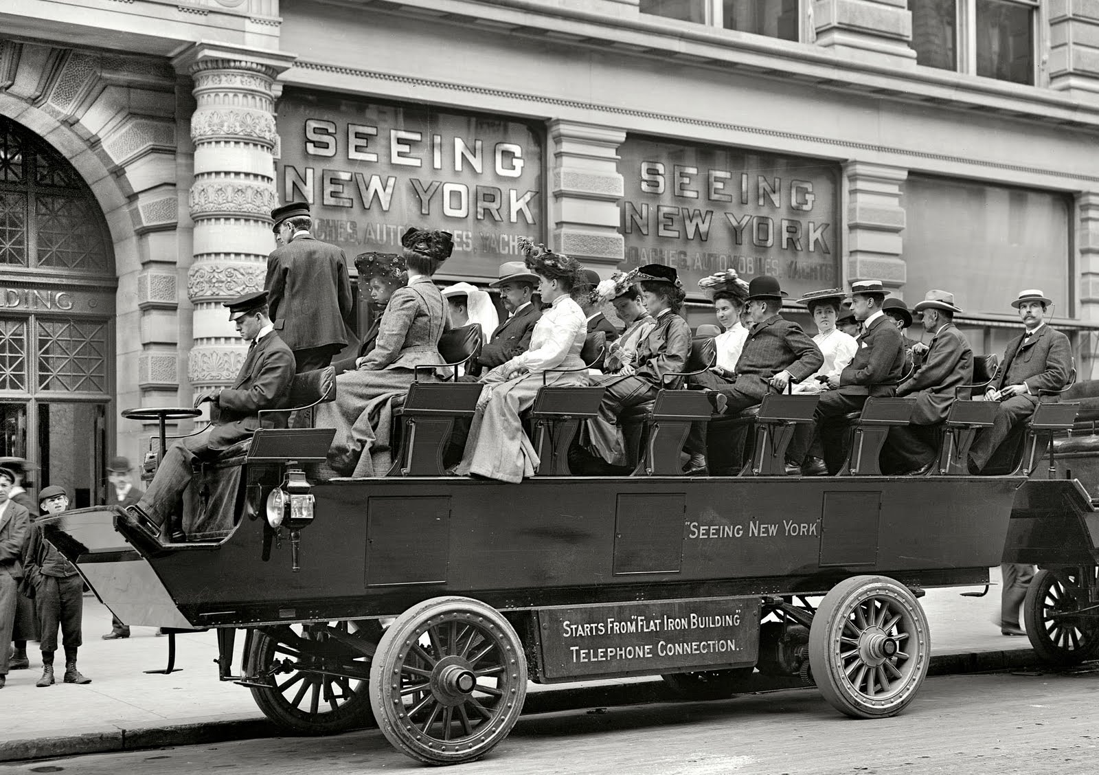 Electric Bus in 1904 in NYC